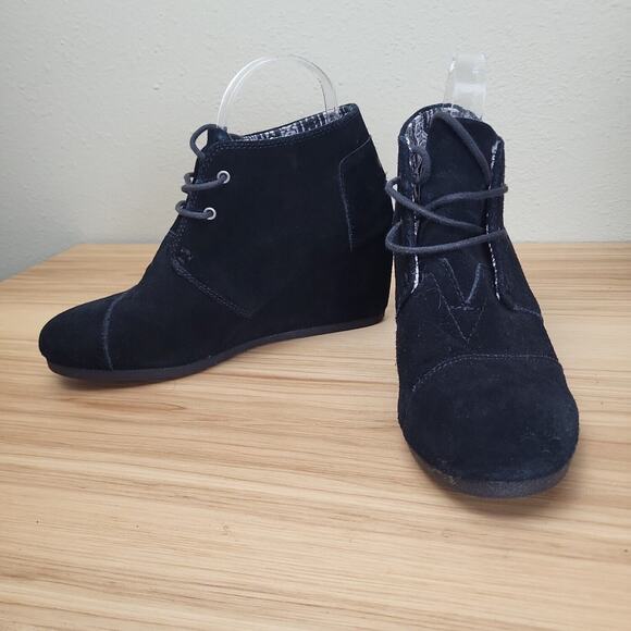 Toms Shoes - Toms Womens Kala Black Suede Round Toe Wedge Heel Ankle Booties Size 9